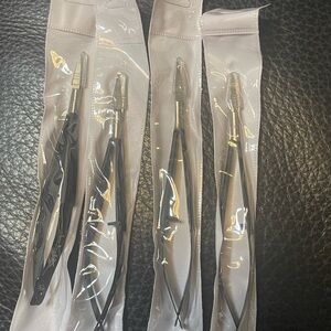 Curved Micro Spring Scissors for Cuticle & Eyebrow Precision Trimming